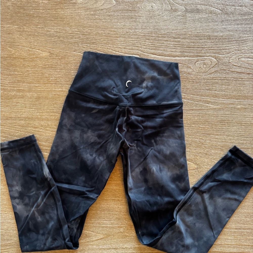 ZYIA Active Women’s Black Tie-Dye Leggings